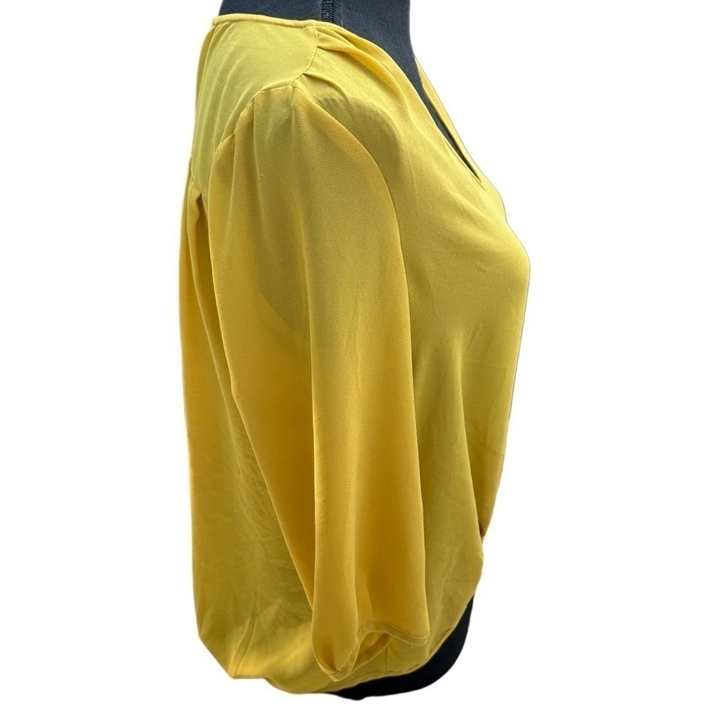 FREE* Naked Zebra Mid Sleeve High-Low Hem Blouse Yellow Semi Sheer - Picture 8 of 16
